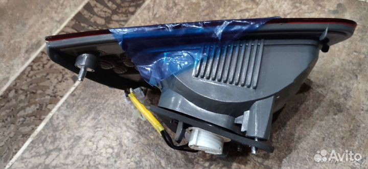 Фонарь задний правый Киа Церато 2