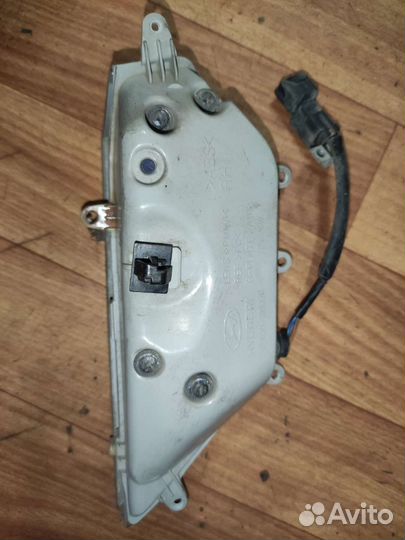 Противотуманная фара задняя правая Hyundai Equus