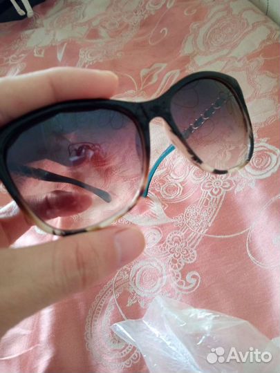 Солнцезащитные очки женские