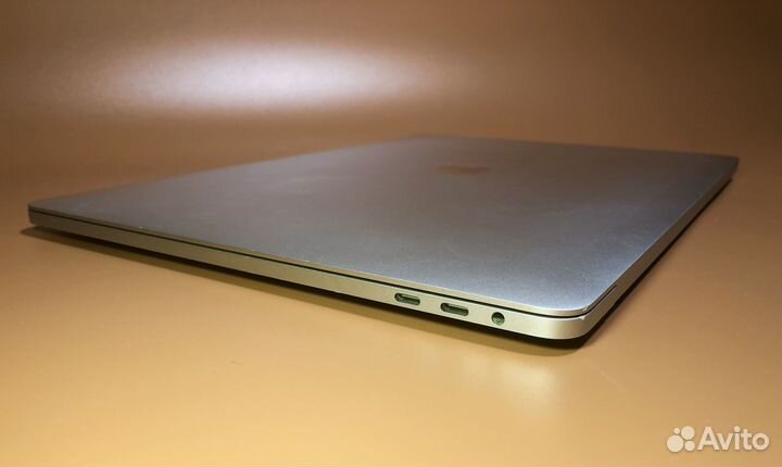 Ноутбук MacBook Pro 15 2018 500 SSD