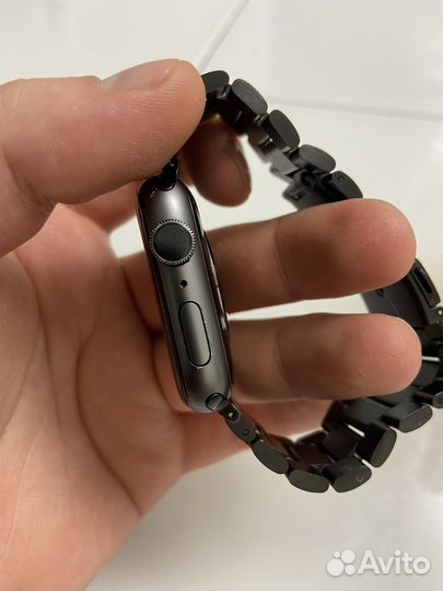 Часы apple watch 4 44mm nike+