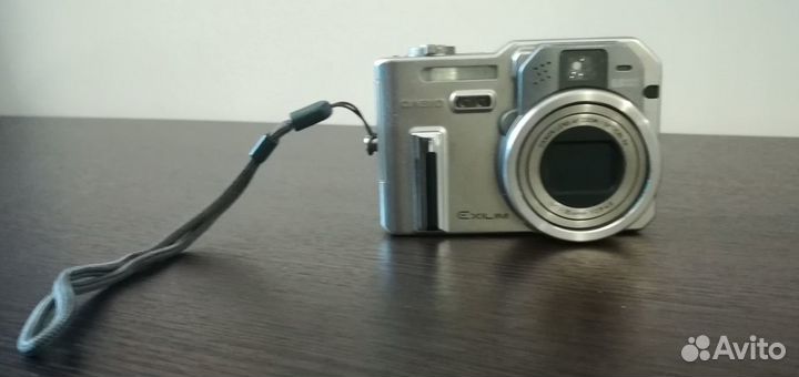 Фотоаппарат цифровой Casio EX-P600