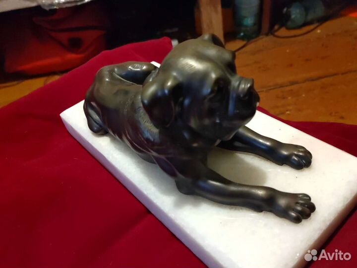 Собака Мастиф Бронза