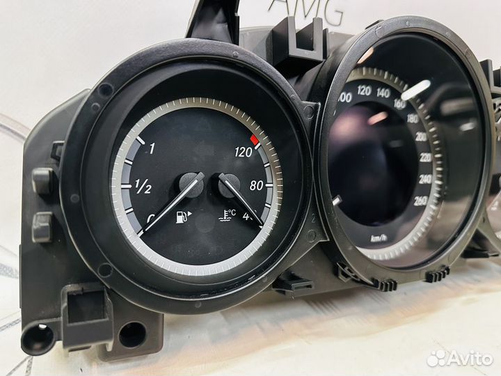 Щиток приборов Mercedes W204 W212