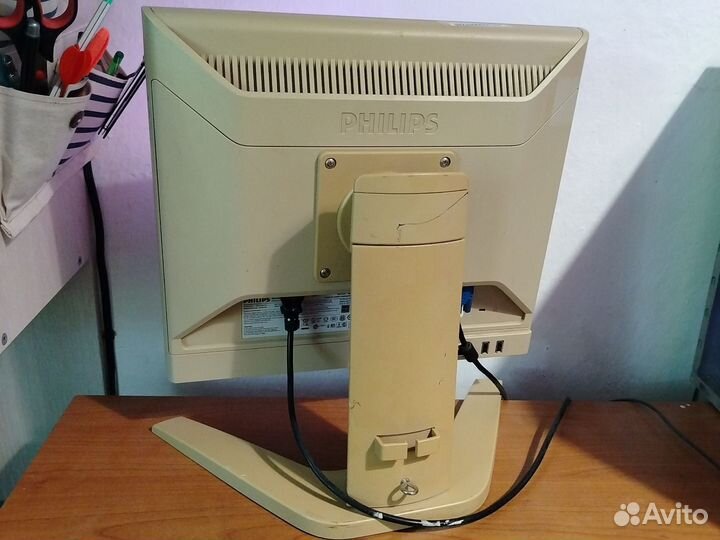 Монитор philips 170 p7