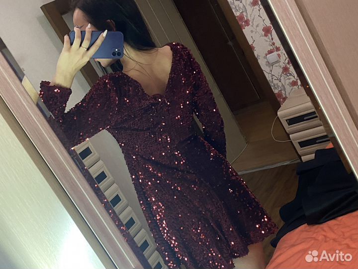 Вечернее платье