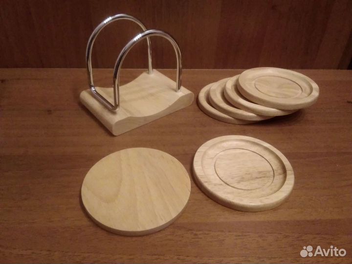 Дерево: подставки под чашки; солонка