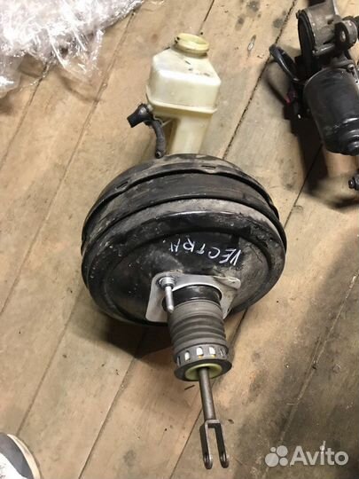 Вакуумный усилитель тормозов Opel Vectra C