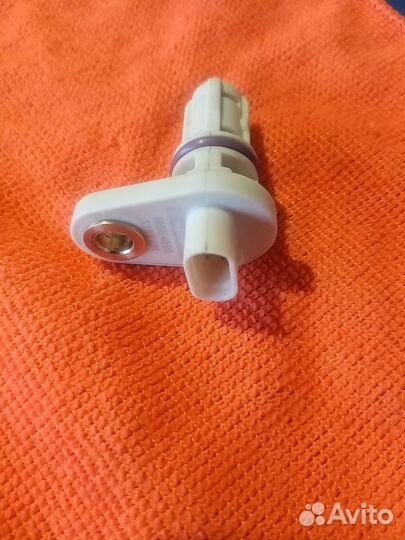 Датчик коленвала Chevrolet Cruze 1.4 turbo