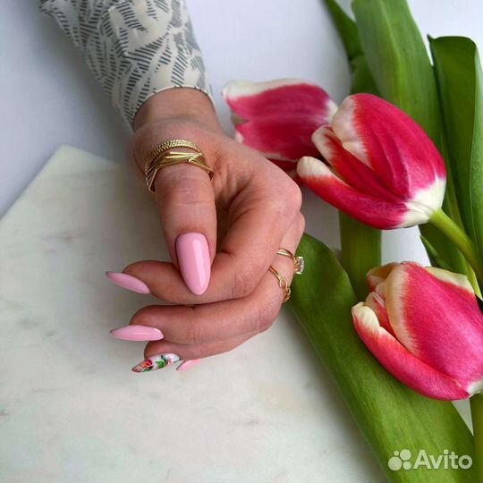 Маникюр + покрытие + френч в подарок