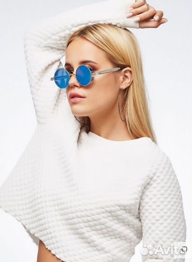 Стильные солнцезащитные очки