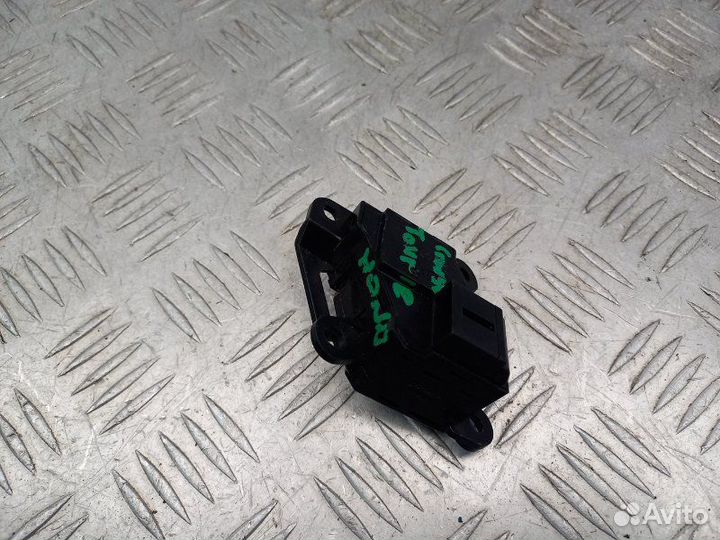 Кнопка памяти сидений Honda Crosstour