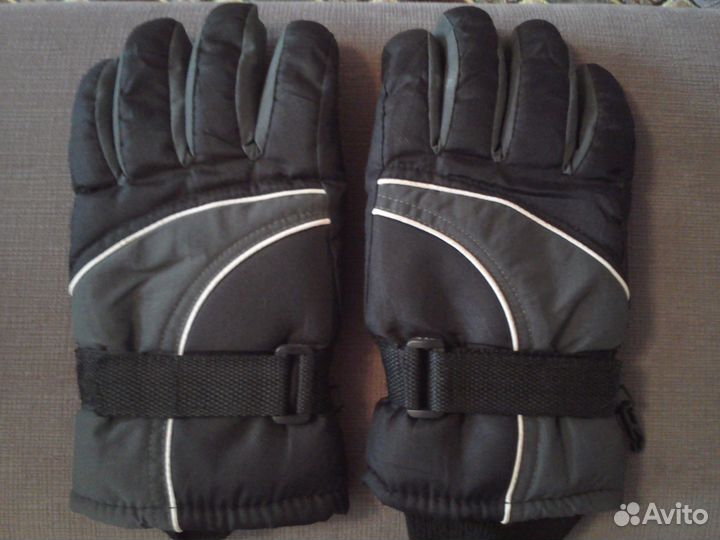 Мужские шапки и перчатки