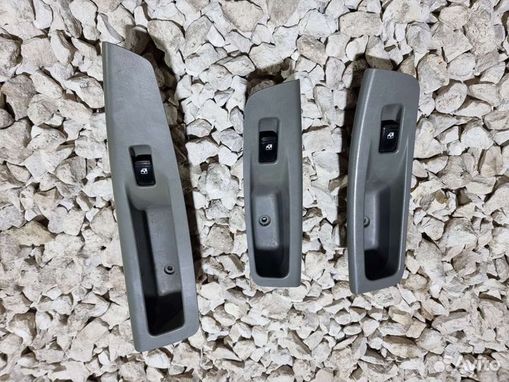 Кнопка стеклоподъемника Лачетти