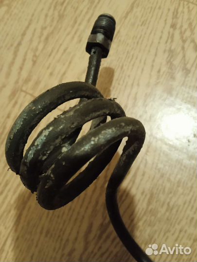 Трубка целиндра сцепления- гура на ауди 80