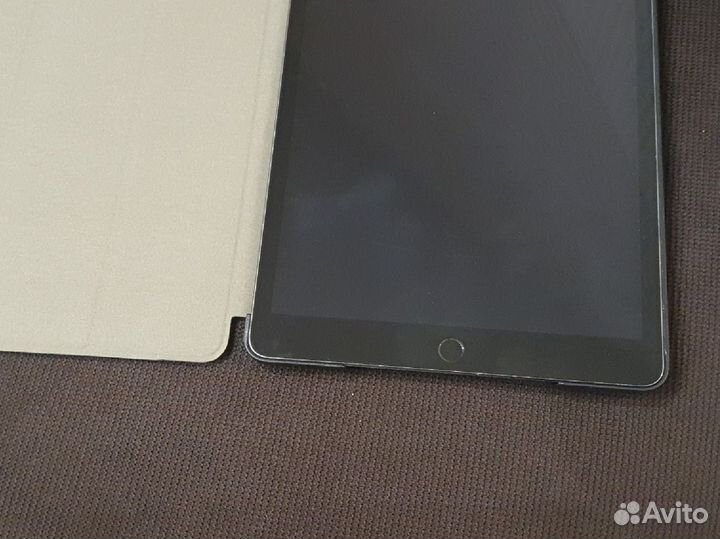 iPad 7 поколения