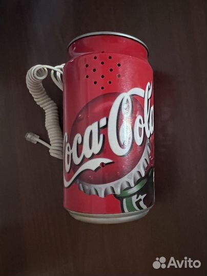 Стационарный телефон в виде банки CocaCola