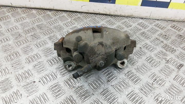 Суппорт тормозной передний левый Шкода Октавия А5