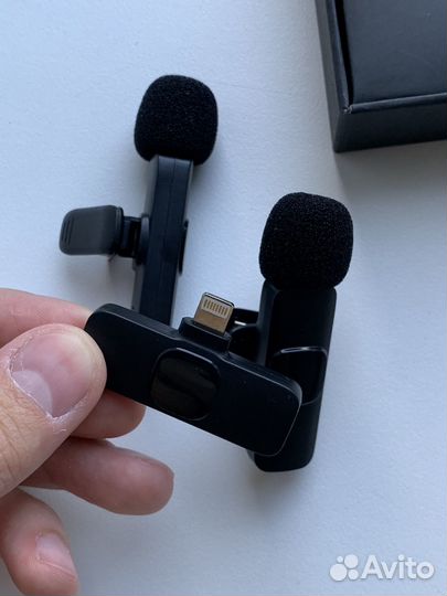 Петличный беспроводной микрофон для iPhone