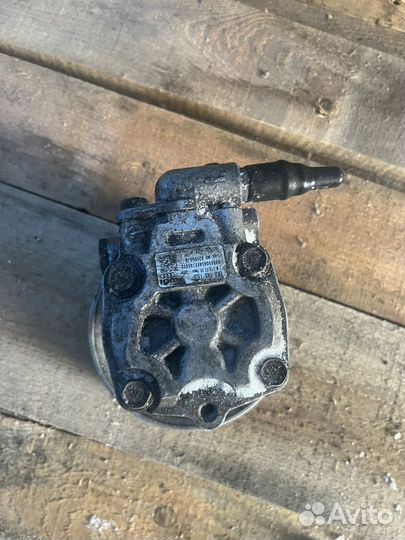 Ауди А4В8 гур