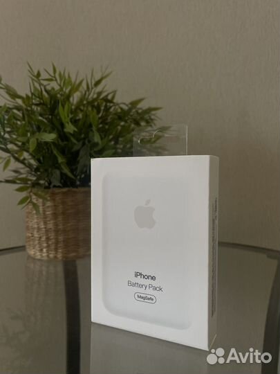 Apple Magsafe battery pack