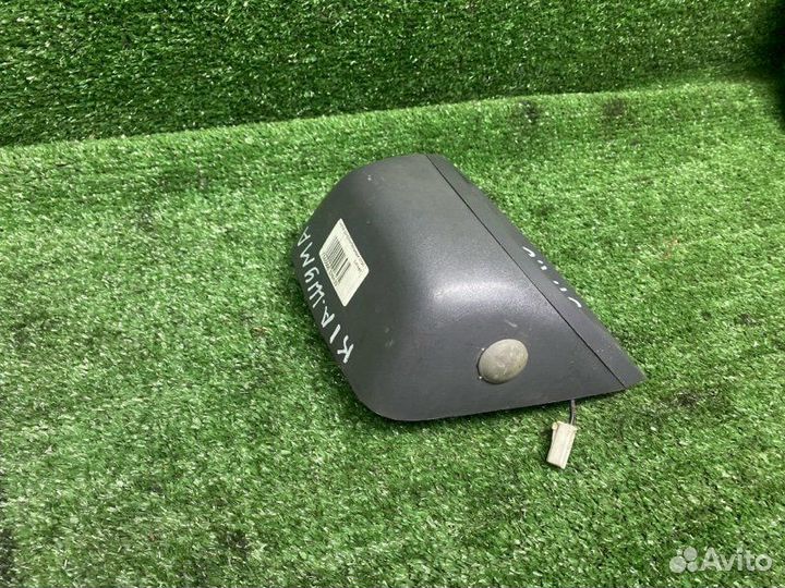 Дополнительный стоп сигнал Kia Shuma