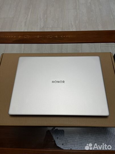 Honor MagicBook X 16 Pro