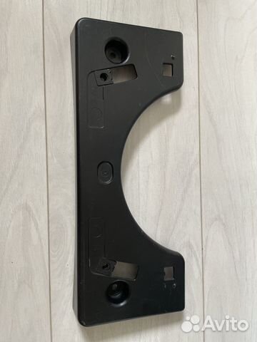 Накладка под госномер Prius NHW20