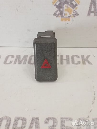 Кнопка аварийной остановки Mazda 3 BK