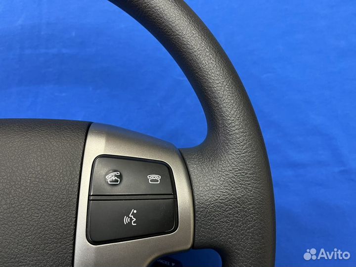 Оригинальный руль Toyota Land Cruiser 200