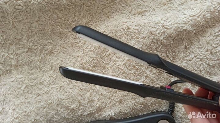Выпрямитель для волос Scarlett