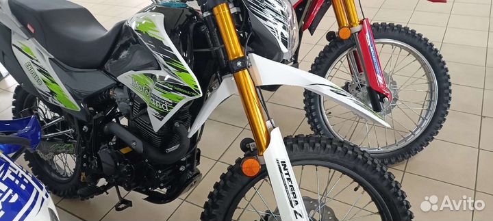 Продам мотоцикл мотоленд st250