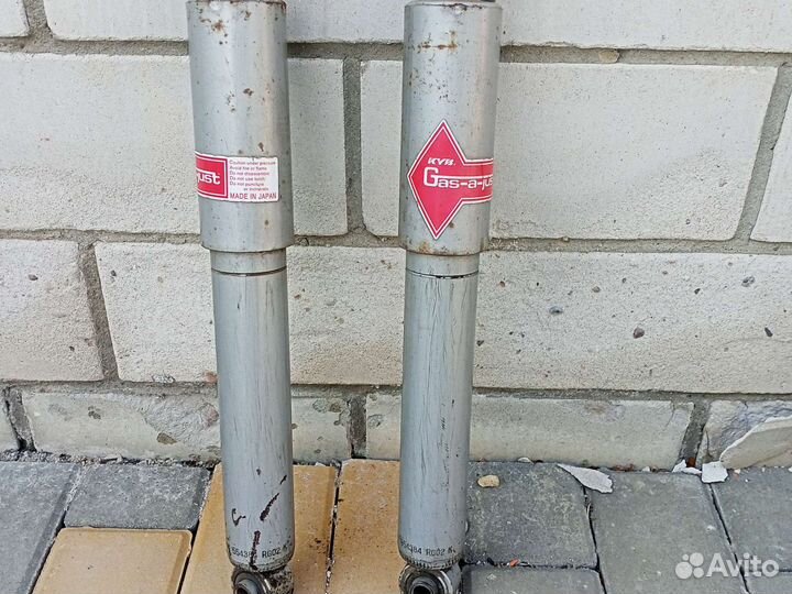 Задние амортизаторы