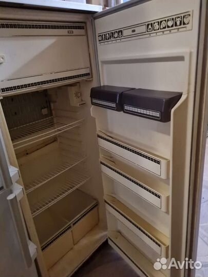 Холодильник бу