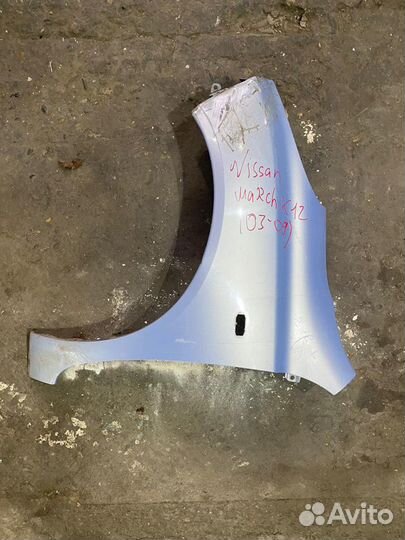 Крыло переднее левое Nissan March К 12