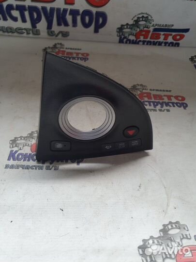 Кнопки панели Toyota Prius хэтчбек III XW30 1.8