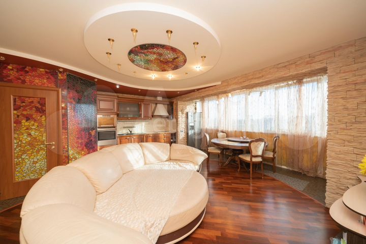 2-к. квартира, 85,6 м², 10/11 эт.