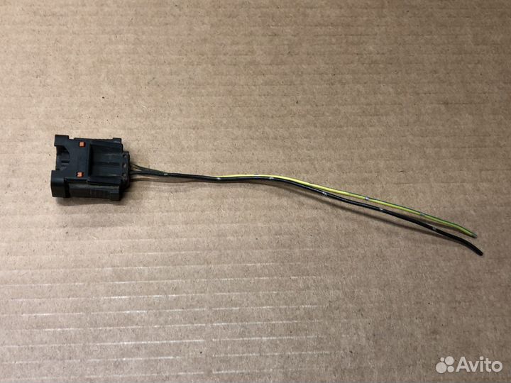 Фишка главного тормозного цилиндра Каризма