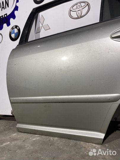 Задняя левая дверь Toyota Avensis T25 Универсал