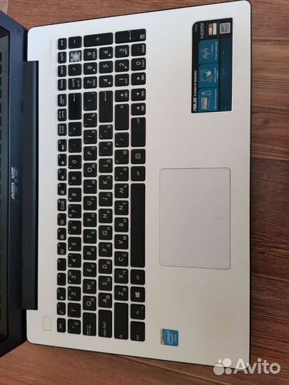 Ноутбук asus