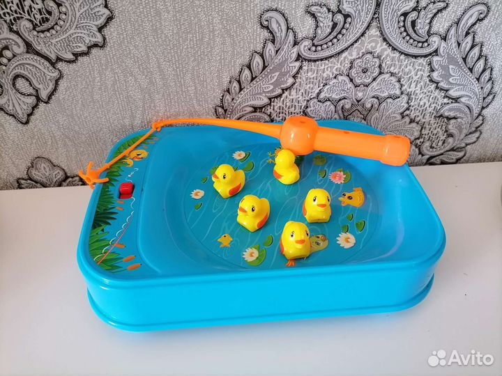 Развивающие игрушки для малышей пакетом