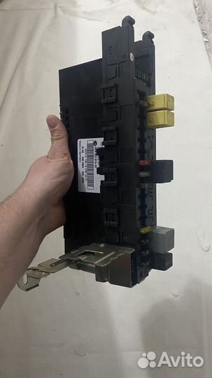 Блок предохранителей Sam задний w203