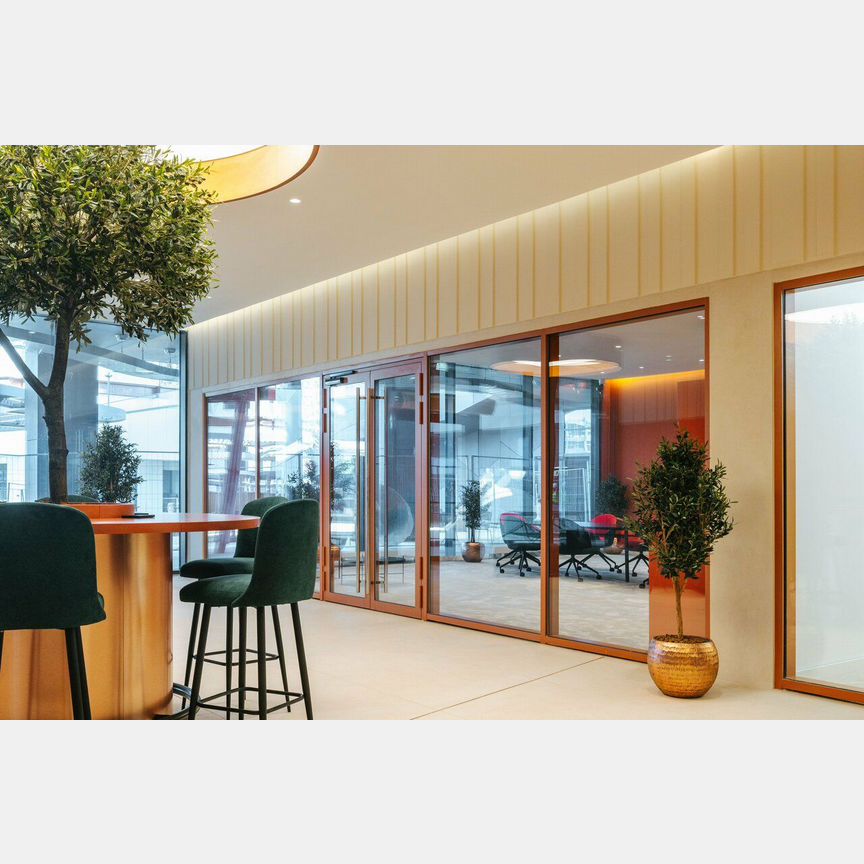 1-к. квартира, 42,8 м², 21/50 эт.