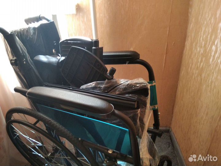 Инвалидная коляска новая