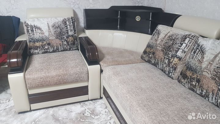 Угловой диван бу