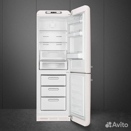 Холодильник Smeg FAB32RWH5