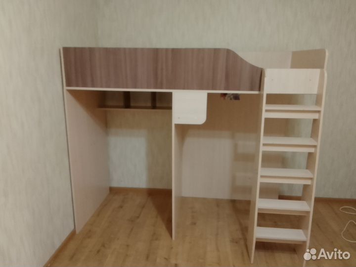 Детская кровать чердак
