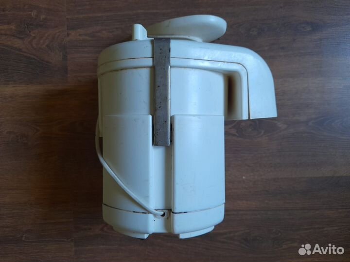 Соковыжималка Журавинка свсп 301М на запчасти