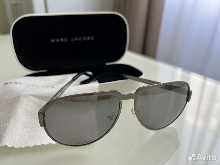 Солнцезащитные очки marc jacobs