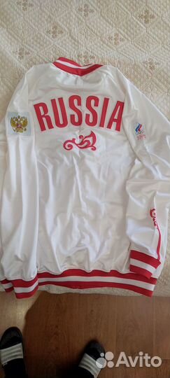 Олимпийский спортивный костюм